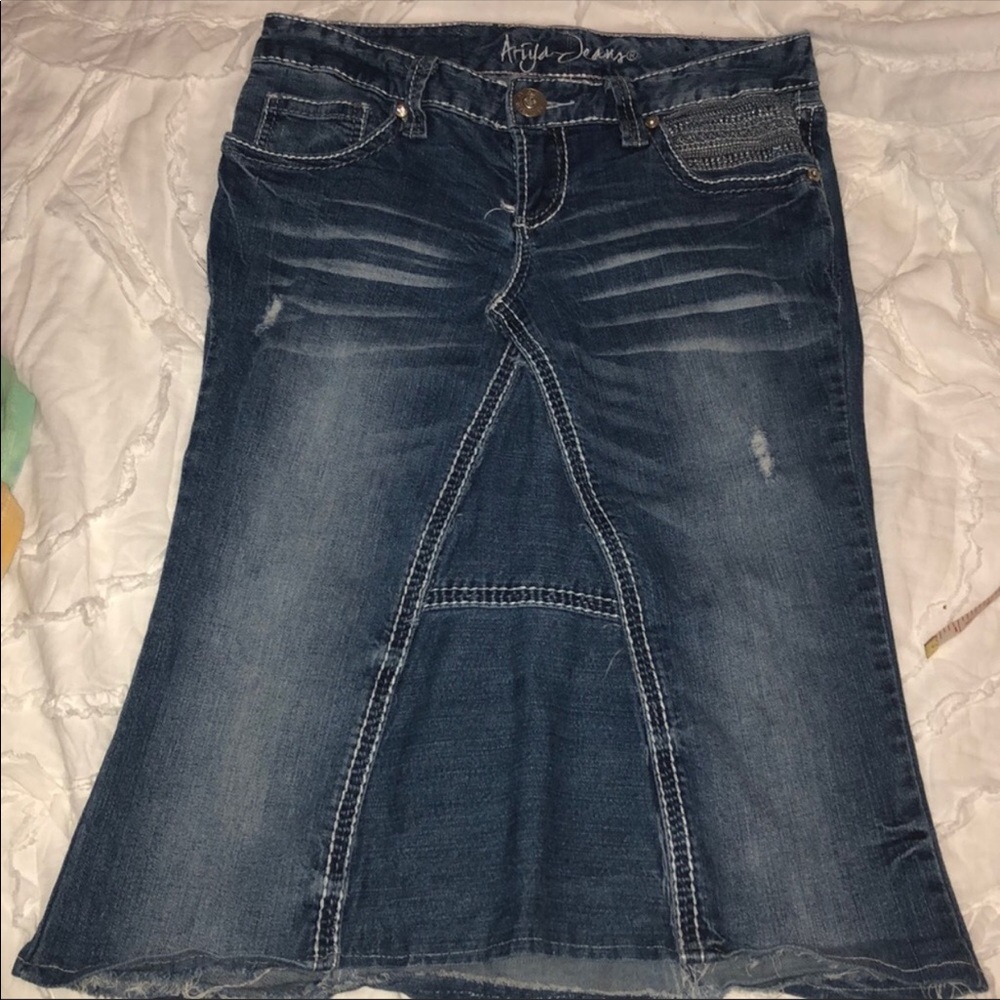 Ariya jean skirt
